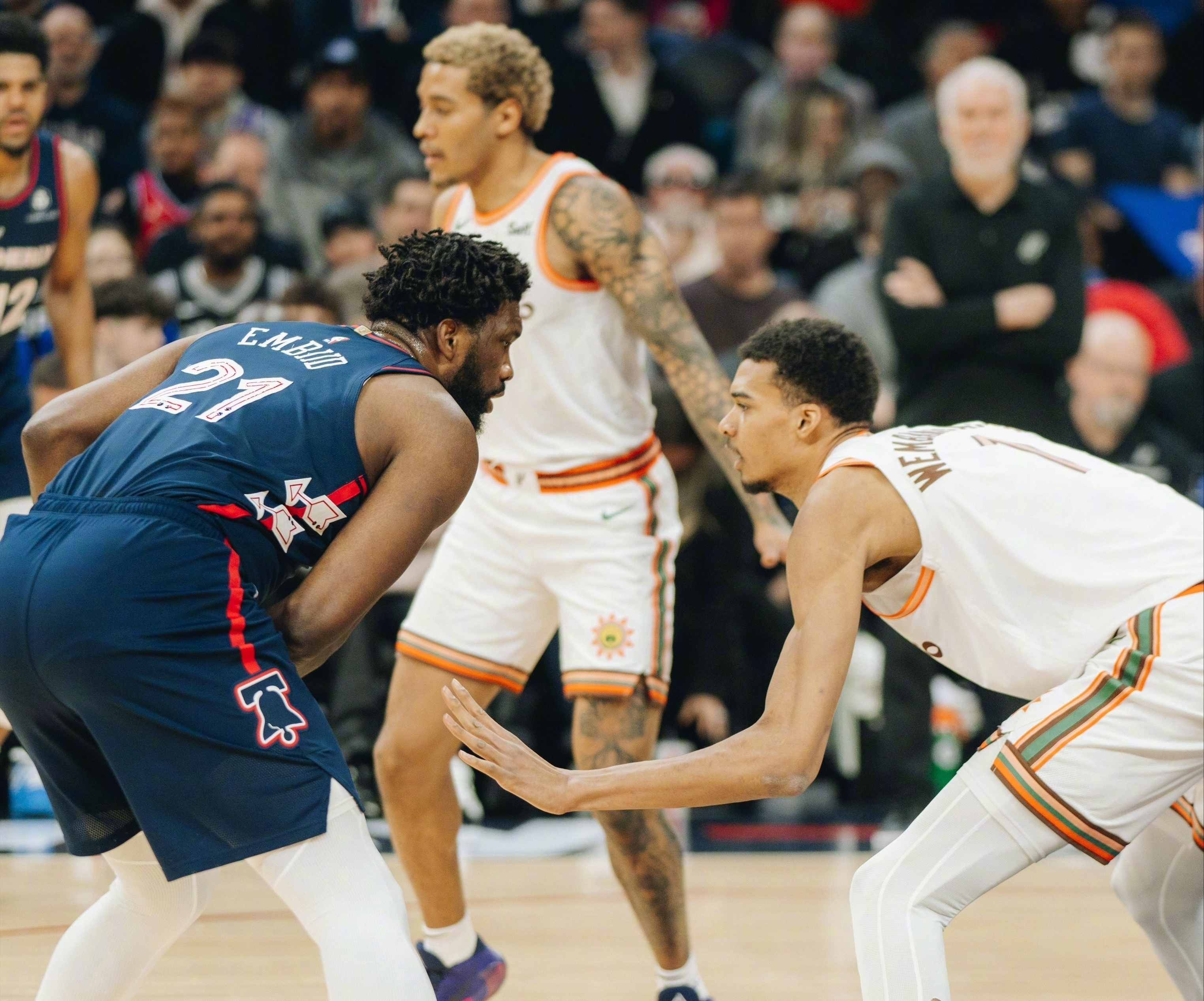 凯尔特人碾压天津队,恩比德状态火热 凯尔特人碾压天津队,恩比德状态火热