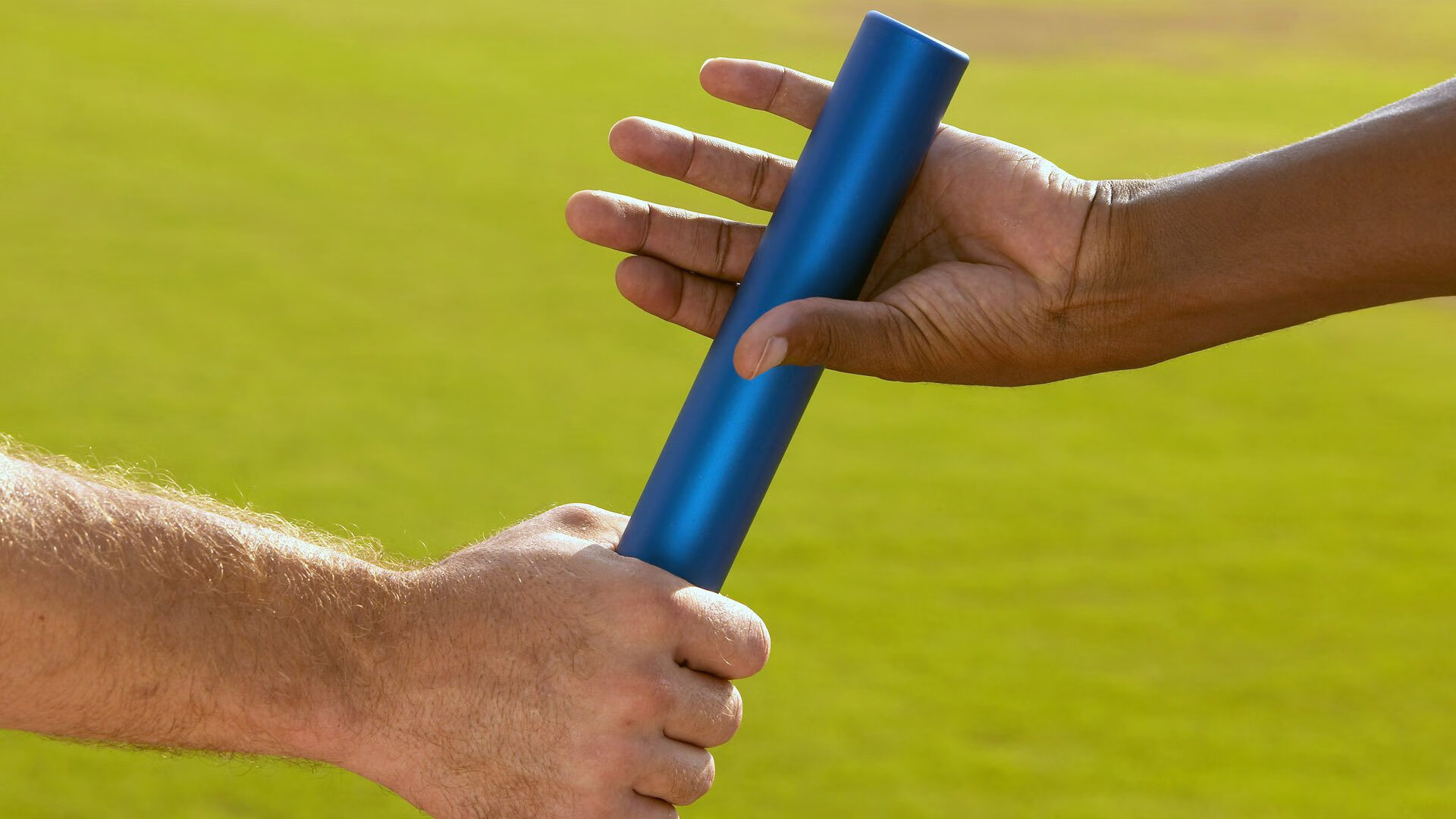 撞碎夕阳的人与升起的星，当德国战车碾过传控废墟，维尼修斯正在定义未来