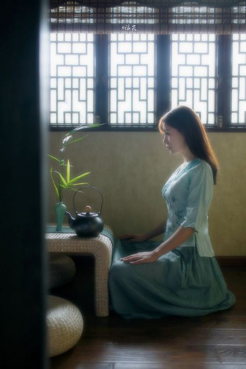 红潮席卷因斯布鲁克,传奇烈焰燃爆阿尔卑斯—利物浦季前远征奥地利,伊布空降引爆友谊赛之夜