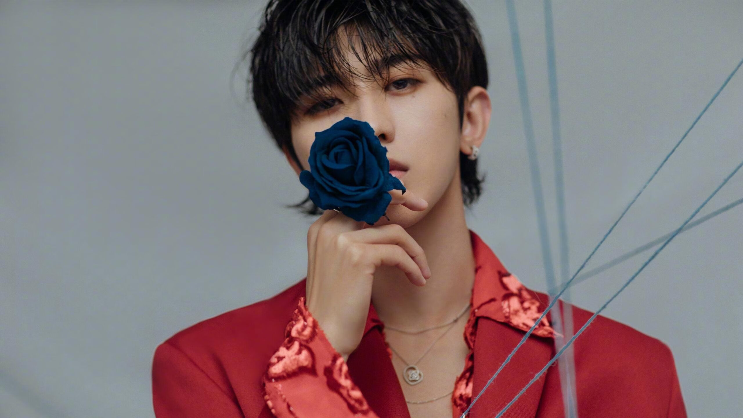 篮球双城记，国王轻取湖人，王哲林刷新纪录的平行叙事