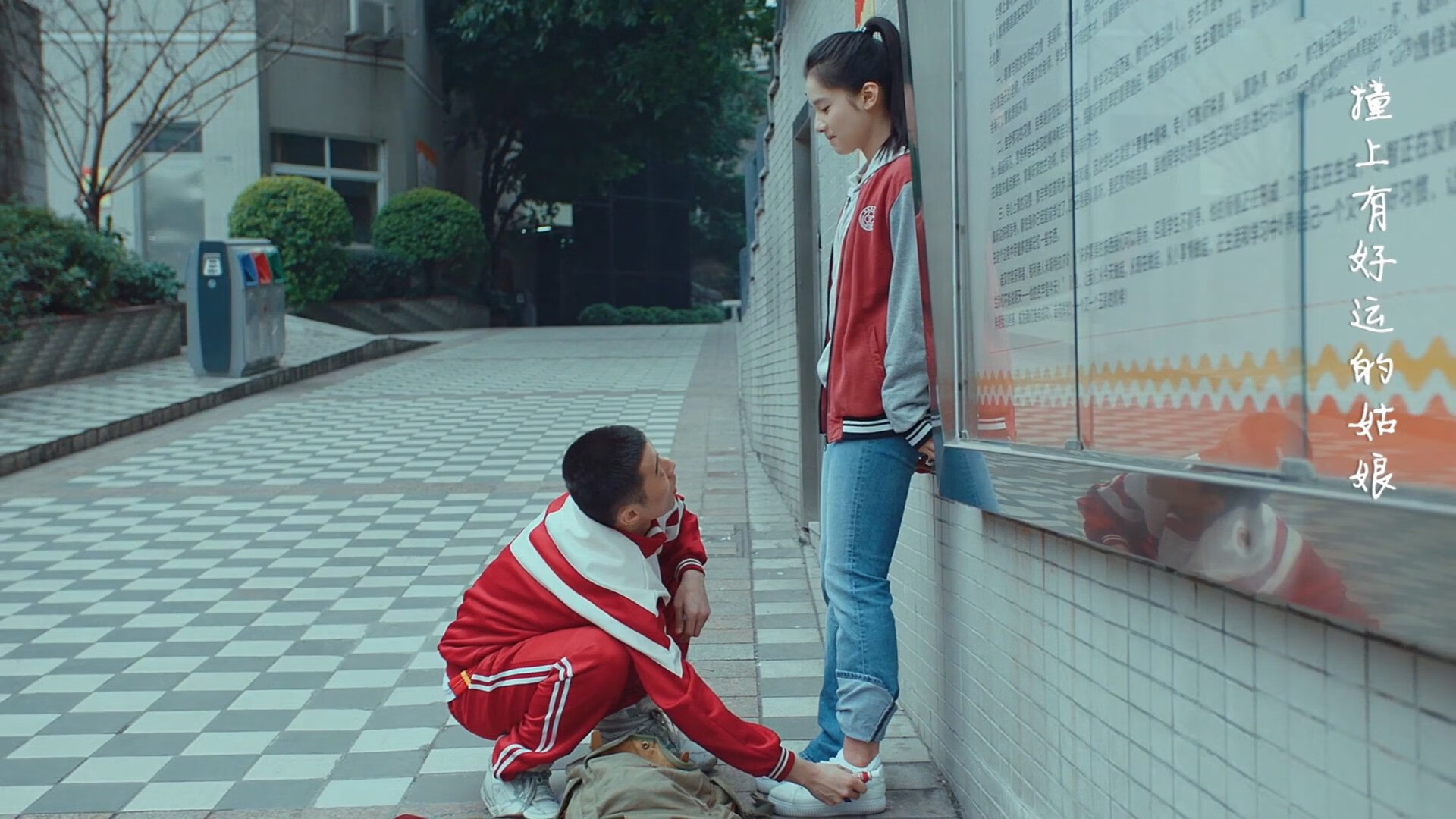 篮球双城记，国王轻取湖人，王哲林刷新纪录的平行叙事