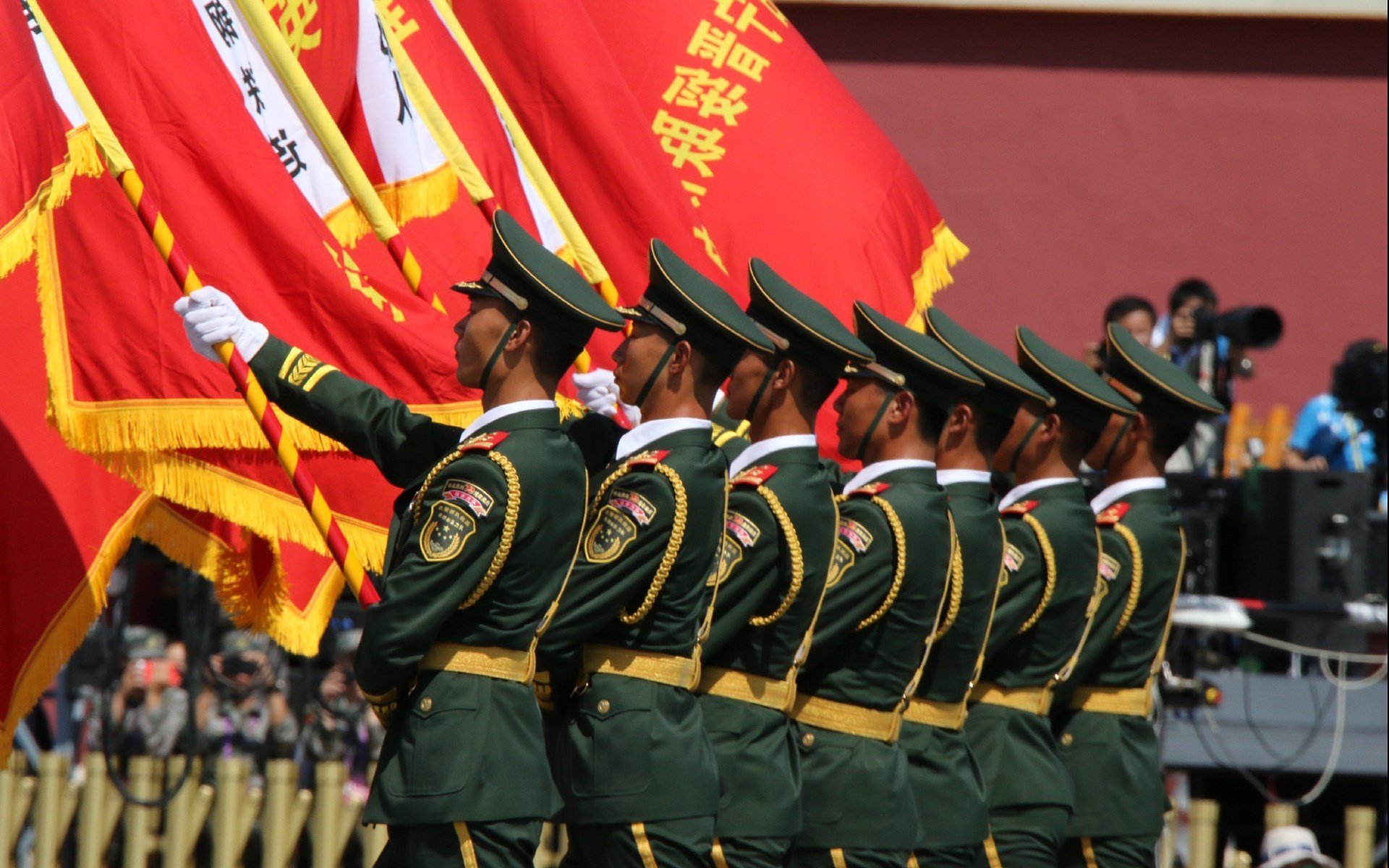 西甲焦点战，贝蒂斯强势晋级，皇马在关键战中饮恨