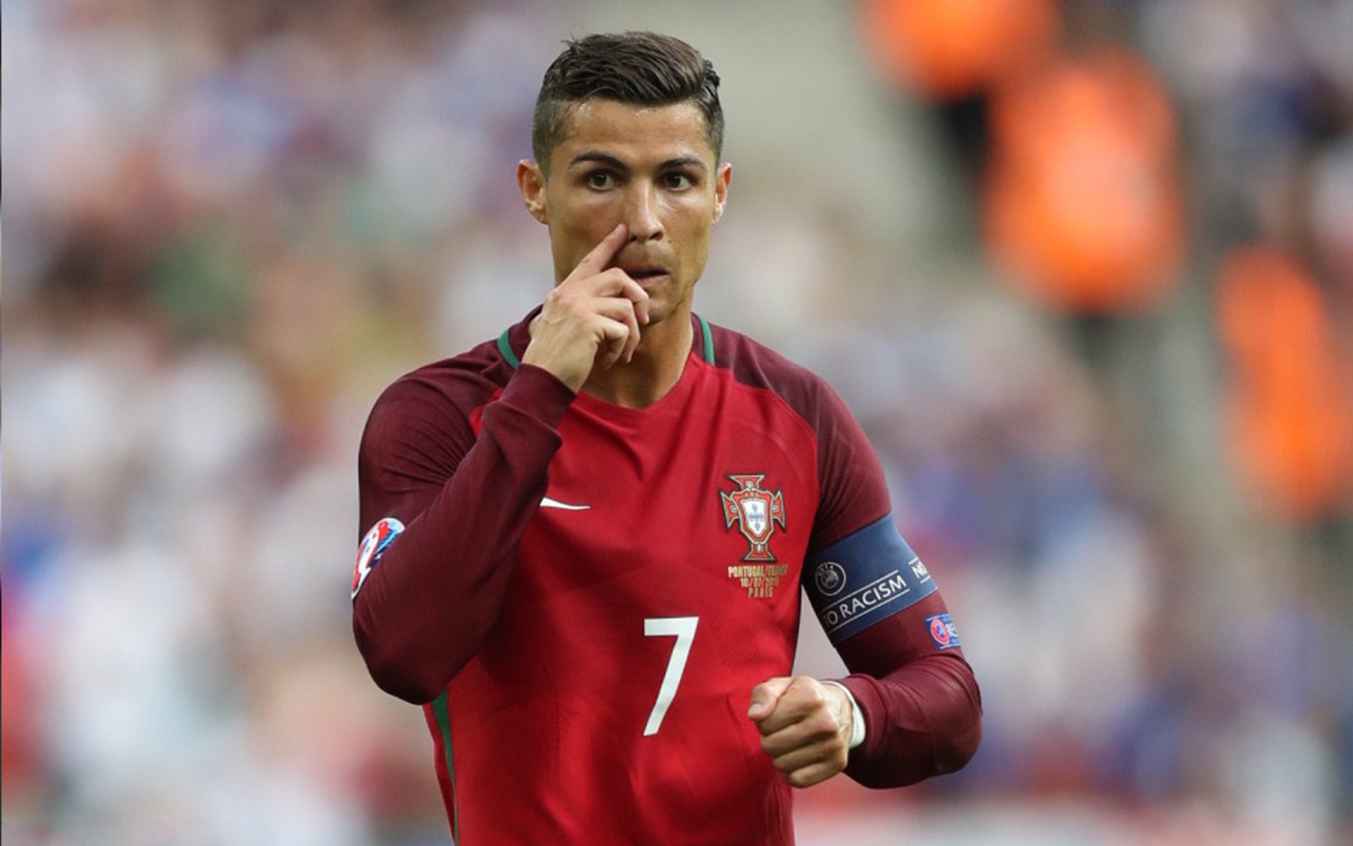 绿茵场上的逆袭者，当安哥拉的波涛淹没墨西哥，哈兰德在寂静中亮剑