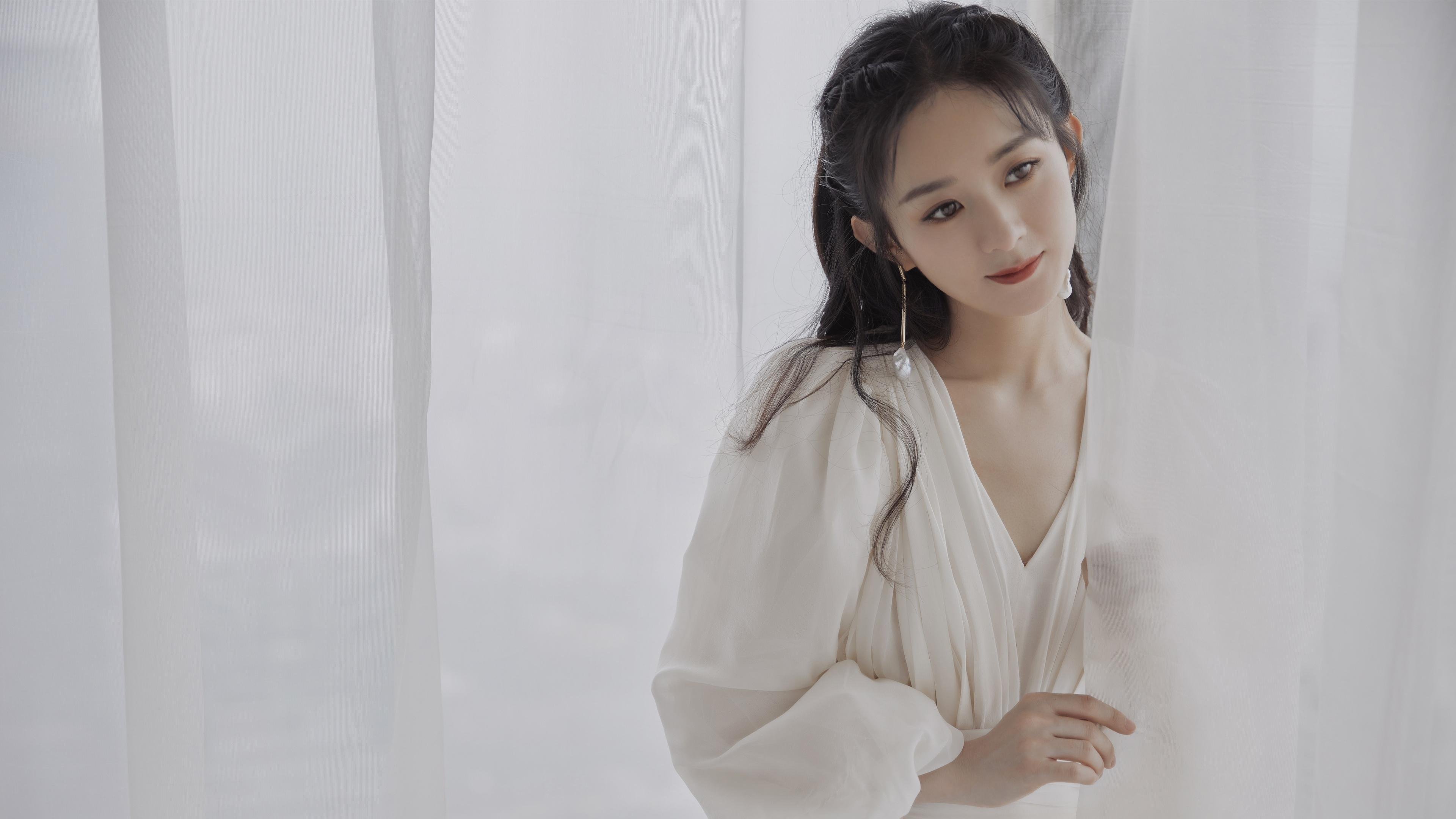 冰与火的撕裂，拉文在诸神时代的黄昏中踏出独舞