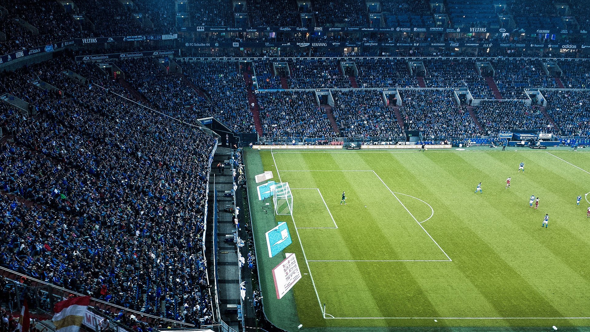 阿什拉夫于欧冠决赛之夜演绎教科书式全能边卫